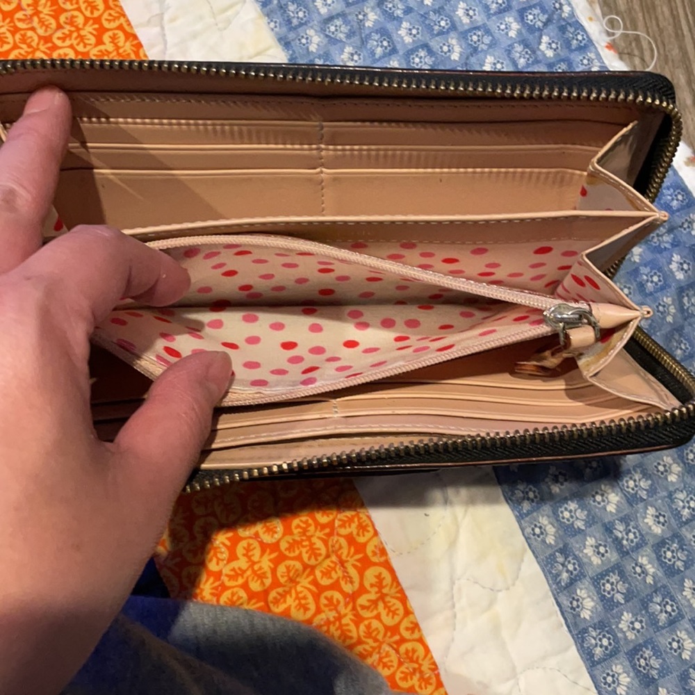 USED Kate Spade Large Continental Zipper Wallet - Picture 5 of 6